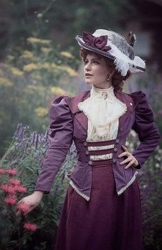 Belle Epoque Aesthetic, 1800s Gown, 1900 Dress, Model Costume, Belle Epoque Fashion, European Costumes, Edwardian Costumes, Custom Scrapbook