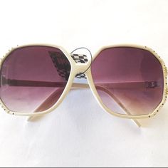 Women”S Fashion Sunglasses. #4 Classic Sunglasses For Spring Party, Retro Evening Sunglasses For Summer, Vintage Sunglasses For Formal Summer Events, Classic Evening Sunglasses For Spring, Spring Evening Sunglasses With Tinted Lenses, Vintage White Party Sunglasses, Summer Evening Sunglasses With Glass Lenses, Vintage Sunglasses For Beach In Spring, Elegant Summer Evening Sunglasses With Glass Lenses