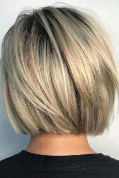 Latest Bob Hairstyles, Graduated Bob Haircuts, Short Bob Haircuts, Bob Haircuts, Short Hair With Layers, Blonde Bob