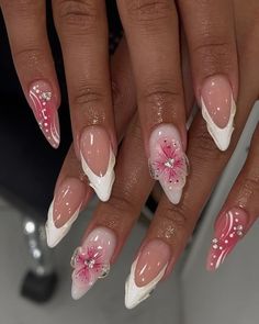 Almond Pink Flower Nails, French Tip Nail Designs Almond, Almond Nails Flowers, French Tips Stiletto Nails, Almond Nail Inspo 2024, Pink Nail Inspo Almond, Almond Nails With Flowers, Almond Pink French Tip Nails, Almond Flower Nails