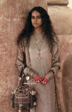 Sabyasachi Mukherjee - India 🇮🇳 Sabyasachi Suits, Sabyasachi Mukherjee, New Kurti Designs, Traditional Indian Dress, Mix Style, Indian Designer Outfits, Desi Fashion