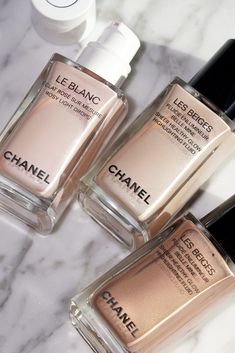 Best of Chanel Makeup - The Beauty Look Book Chanel Le Blanc Rosy Light Drops, Chanel Cc Cream, Chanel Makeup Looks, Chanel Highlighter, Blush Cheeks, Products For Dry Skin, Chanel Foundation, Channel Makeup, Chanel Eyeshadow