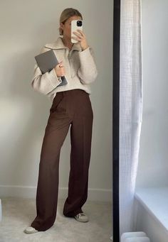 Downtown Sweater, Outfits For The Office, Aesthetic 80s, Elegantes Outfit Damen, Grunge Fits