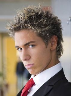 00s Hairstyles, 2000 Hairstyles, Spikey Hair, 2000s Hairstyles, Short Spiky Hairstyles, Y2k Hairstyles, Hot Hair Colors