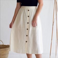 Features 4 Brown Buttons On Front Elastic Waist 35% Rayon/65% Polyester Cream Color Lined Skirt Medium Waist-35.5” Length-31” Midi Length Size 1 Xl New - Nwt Cream Midi Skirt, Midi Skirts Style, Modest Fits, Button Outfit, Skirt With Buttons, Linen Skirt, Summer Skirts, Color Lines, Classy Dress