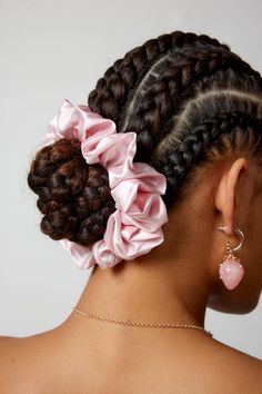 Out From Under Satin Scrunchie Clean Nose Pores, Bride Hairstyles For Long Hair, 5 Minute Hairstyles, Bridesmaid Hair Medium Length, Beautiful Braided Hair, Bridesmaid Hair Down, Bridesmaid Hair Updo, Black Kids Hairstyles, Braided Hairstyles For Wedding