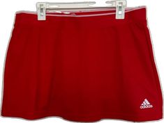 Sporty Red Skort For Summer, Sporty Red Skirt For Spring, Red Casual Sports Skort, Red Casual Skort For Sports, Sporty Red Skort For Sports, Casual Red Sports Skort, Red Sports Skort For Summer, Casual Red Skort For Sports, Red Sporty Skort For Sports