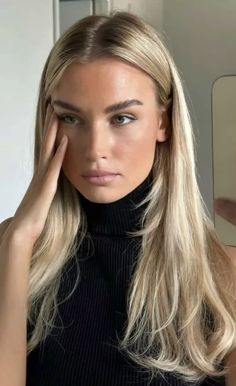 hair inspo, hair inspiration, blonde hair, hair layers. *not my picture Low Contrast Blonde, Blonde Hair Blonde Money Piece, Honey Blonde With Layers, Platinum Beige Blonde Hair, Blonde Hair With Brown Eyebrows, Face Framing Layers For Long Hair, Light Neutral Blonde Hair, Trendy Blonde Hair 2024, French Blonde Hair