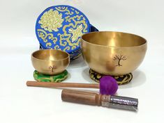 Discover the enchanting "Tree of Life Singing Bowl Set of 2" - a symphony of tranquility! 🌳🎶 🔔 Embrace soothing vibes with our handcrafted 11CM and 19CM singing bowls. 🥁 Set includes 1 drumstick & 1 mallet for versatile playing. 👜 Carry them safely in the beautifully hand-sewn carrying case. ✨ Elevate meditation, sound healing, and mindfulness practices. Unleash the power of sound and find your inner harmony! 🧘 Mindfulness Practices, Tree Of, Inner Harmony, Sound Bath, Singing Bowl, Sound Healing, Mindfulness Practice, Singing Bowls, Flower Of Life