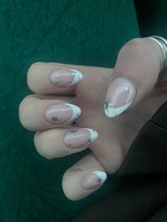 White french tip nails with silver stars, christmas nail inspo White French Tips Christmas Nails, White French Tip Nails With Silver, French Tip And Star Nails, Silver And White Christmas Nails, French Tip With Silver Stars, Silver French Tip Nails Almond, White And Silver Nails Short, Silver Nails French Tip, White And Silver French Tip Nails