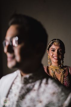 Hindu Wedding Photography India, Indian Reception Poses, South Indian Couple Photography, Indian Wedding Couple Portraits, South Indian Groom Poses, Indian Wedding Creative Photography, South Indian Wedding Poses For Bride And Groom, Indian Couple Portraits, India Wedding Couple Poses