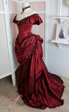 Victorian Era Dresses, Vampire Dress, Fairytale Dress, Fantasy Dress, Historical Dresses, Mode Vintage, Mode Inspiration, Fancy Dresses