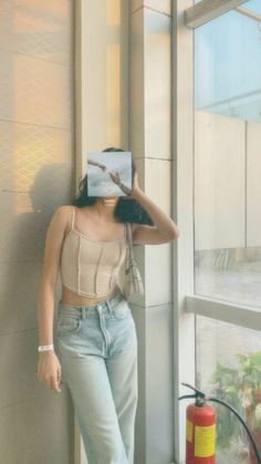 Desi Fashion Casual, Casual College Outfits, Fashion Top Outfits, Stylish Photo Pose, Looks Party, Trendy Outfits For Teens, Everyday Fashion Outfits, Casual Day Outfits, Quick Outfits