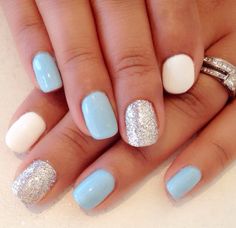 White And Blue Gel Nails Short, Blue And White Nails With Glitter, White And Blue Dip Nails, Blue Sparkle Gel Nails, Blue White Sparkle Nails, White Blue Silver Nails, White And Blue Wedding Nails, Blue Sparkle Nails Short, Blue And White Dip Nails