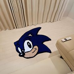 an area rug that looks like sonic the hedgehog is on the floor