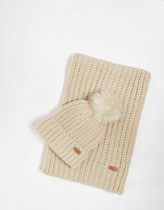 Premium brands by Barbour This + hot cocoa Scarf and hat set Bobble hat Turn-up brim Stretch style Rectangle scarf Ribbed trims Logo tab Comes in a gift box Beanie Scarf, Scarf And Hat, Bobble Hat, Formal Dress Shops, Bobble Hats, Jane Dress, Hat Set, Wide Jeans, Scarf Gift