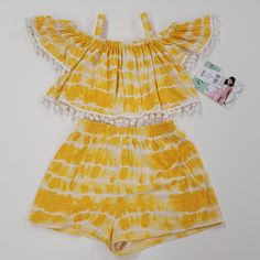 Nwt Bonnie Jean 2pc Set Cropped Xl-Ruffle Top Elastic Waist Short Shorts Dangly White Ball Lace Trim On Top&Bottom Tutu Shirt, Pumpkin Dress, Pumpkin Outfit, Houndstooth Coat, Baby Girl Shorts, Girls Fall Outfits, Bonnie Jean, Stripe Outfits, Formal Outfit