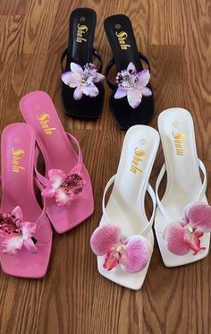 Diy Heels, Elegant Wedding Party, Butterfly Orchid, Flower Heels, Dr Shoes, Pretty Shoes Sneakers, Fashion Shoes Heels, Cute Shoes Heels, Flower Shoes