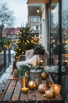 Festive Balcony Christmas Decorations Ideas Balcony Railing Christmas Decor, Indoor Balcony Christmas Decor, Balcony Winter Ideas, Christmas Terrace Decoration, Balcony Xmas Decor Ideas, Balcony Christmas Decor Apartment, Christmas Balcony Ideas Apartment, Christmas Balcony Decorations, Apartment Patio Christmas Decor