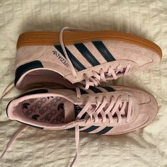 Brand New Size 9.5 Womens In Box Adidas Specials, Adidas Special, Spezial Shoes, Light Pink Adidas, Adidas Tubular Shadow, White Nike Shoes, Adidas Shoes Women, Stunning Shoes, Cute Sneakers