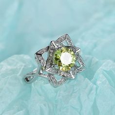 Vintage Luxury Flower Peridot Ring - 925 Sterling Silver - AtPerry's Healing Crystals Universal Love, History Quotes, Sacred Stones, Floral Ring, Geometric Ring, Luxury Flowers, Peridot Ring, Valentines Jewelry, Flora And Fauna