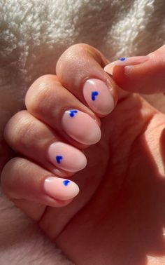 Blue Hearts Acrylic Nails, Simple Dots Nails, Multicolored Almond Nails, Simple Blue Design Nails, Season Transition Nails, Homecoming Blue Nails, Short Oval Nails Designs Simple, Heart Biab Nails, Light Blue Heart Nails