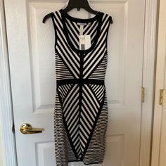 Brand New Casual Fitted Black And White Dress, Fitted Black And White Casual Dress, Casual Fitted Black And White Midi Dress, Casual Fitted Mini Dress In Black And White, Black Floral Summer Dress, Red Lace Midi Dress, Neon Dresses, Bodycon Sweater, Bodycon Sweater Dress