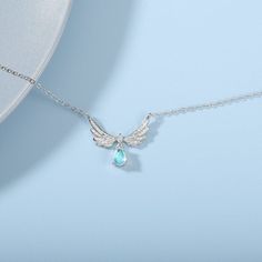 Description:Waterdrop Angel Wings Necklace Specifications:Material: crystal, cubic zirconia, copper, stainless steelColors: silverSize: 40 cm + 5 cm extWeight: 2g/pcs "Experience divine vibes with our Waterdrop Angel Wings Necklace. Show off your heavenly style with this unique piece. With this necklace, you'll be dripping in style (and waterdrops)! ✨👼" Crystal Wings, Angel Wings Necklace, Wings Necklace, Crystal Angel, Angel Wing Necklace, Angel Necklace, Crystal Angels, Wing Necklace, Enamel Bracelet