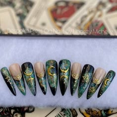 Nails Sun And Moon, Nails Sun, Apres Nails, Nails Witchy, Hand Painted Nail Art, Witch Nails, Witchy Nails, Custom Nails, Edgy Nails