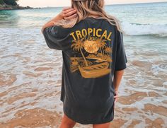 Embrace the laid-back vibes of a tropical paradise with our Beach Sunset Comfort Colors T-shirt.  🌴 Crafted from 100% ring-spun US cotton, this garment-dyed tee offers unparalleled softness and durability. Its relaxed fit and crew neckline ensure all-day comfort whether you're lounging on the sand or exploring the island.  🌅 The distressed vintage-style graphic on the back evokes memories of warm summer evenings and unforgettable sunsets. Perfect for beachwear or casual outings, this shirt bri Whale Shirt, Ocean Conservation, Grunge Look, Beach T Shirts, Comfort Colors Shirt, Comfort Colors Tee, Comfort Color, Extra Room, Animal Shirts