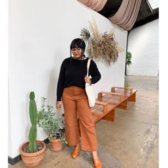 Earthy Midsize Outfits, Earth Tone Outfits Midsize, Midsize Creative Outfits, Midsize Thrift, Midsize Influencers, Teacher Work Outfit, Casual Work Outfits Women, Teaching Outfits, Fashion Forever