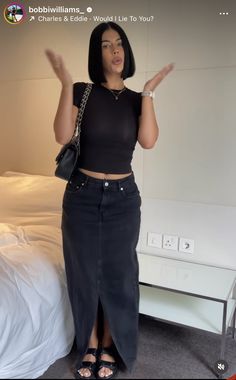 Long Black Jean Skirt Outfit, Outfit Jupe En Jean, Long Skirt Outfits Black Women, Grown Woman Outfits Summer, Modest Outfits Black Women, Looks Black