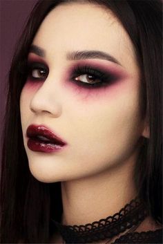 30 Pretty Ghost Makeup Ideas for Halloween Horror Smink, Makijaż Sugar Skull, Carnaval Make-up, Devil Makeup