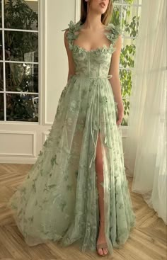 Hot Mermaid, Gaun Tulle, Lace Beach Dress, Prom Dresses Elegant, Prom Dress Inspo, Prom Dress Ideas, Stunning Prom Dresses, Dresses Formal Elegant, Womens Wedding Dresses