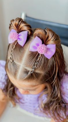 Preschool Hair Styles, First Day Of Pre K Hairstyles, Cute Kindergarten Hairstyles, Fun Halloween Hair, Styling Baby Hair, Kindergarten School Pictures Hair, Toddler Summer Hairstyles, School Photos Hairstyles, Cute Thanksgiving Hairstyles For Kids