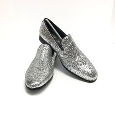 Amali Men's Silver Metallic Glitter Sparkle Loafers Tuxedo Dress Shoes Man Made Material Made In China Style: Barnes 211 Silver Size 7.5 - 12 Eurovision Outfit, Mens Brown Loafers, Silver Oxfords, Red Velvet Jacket, City Theme, Loafers Dress, Tuxedo Shoes, Loafers Outfit, Sisters Wedding