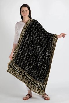 Black Embroidered Velvet Shawl D1 at PinkPhulkari California Phulkari Pants, Formal Wrap, Lucknowi Kurta, Silk Thread Embroidery, Gharara Suits, Patiala Salwar Suits, Bridal Dupatta, Phulkari Dupatta, Chikankari Suits