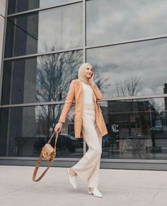 Formal Hijab Outfit, Cute Apostolic Outfits, Hijab Office, Iranian Women Fashion, Blazer Style