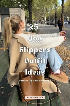 Looking for the perfect Ugg Slippers Outfit inspo? Get ready to stay comfy, cute, and cozy this fall and winter 2024 season with these chic, trendy outfit ideas! Whether you're into black leggings, a baddie look, or the cozy vibes of the Tasman platform and Scuffette slippers, we’ve got you covered. From fuzzy and fluffy Uggs to pink, tan, and grey styles, these Ugg slippers outfit ideas are the ultimate in casual, laid-back fashion. Fall Outfit Ugg Slippers, Ugg Slippers Aesthetic Outfits, Ugg Outfit Inspiration, Ugg Tasman Leggings Outfit, Styling Tasman Slippers, Trench Coat Outfit With Uggs, Cozy Casual Winter Outfits, Ugg Tazz Slippers Outfits, Ugh Tasman Outfit Ideas