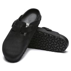 Classic Slip-resistant Clogs With Round Toe, Classic Black Clogs With Cushioned Footbed, Outdoor Leather Clogs With Branded Insole, Classic Outdoor Mules With Leather Sole, Leather Clogs With Slip-resistant Round Toe, Black Comfortable Clogs With Leather Sole, Comfortable Black Clogs With Leather Sole, Classic Outdoor Clogs With Leather Sole, Classic Round Toe Clogs For Outdoor