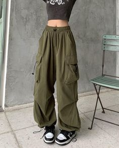 Details: Long cargo pants with drawstring designBottom Length: LongMaterials:95% Polyester + 5% Spandex Summer Punk, Joggers Streetwear, Pakaian Hipster, Y2k Cargo Pants, Streetwear Cargo Pants, Low Waist Pants, Summer Pants Women