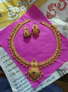 Indian Gold Necklace Designs, Necklaces Luxury, Indian Jewellery Gold, Gold Jewels Design, New Gold Jewellery Designs, Gold Earrings Models, Gold Mangalsutra Designs, Gold Jewelry Simple Necklace, Gold Necklace Indian Bridal Jewelry