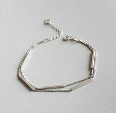 Layer Bars, Double Chain Bracelet, Womens Silver Jewelry, Fancy Jewellery Designs, Bracelet Minimalist, Bar Bracelet, Silver Jewelry Design