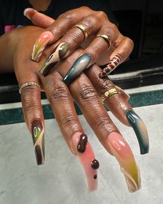 ANGEL 👑✨ | Cocoa Buttuh 🤎 #LeNoirCanvas | Instagram Nail Crystal Designs, Nail Art Y2k, Michelle Nails, Grown Woman Era, Fall Nail Inspo, Art Y2k, Fashionable Nails, Long Fingernails