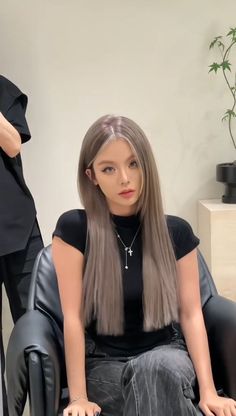 Ash Gray Blonde Hair, Smokey Gray Hair, Light Brown Cool Tone Hair, Lavender Ash Hair, Ash Blonde Hair Asian, Cool Tone Hair, Ash Gray Balayage, Light Ash Blonde Hair Color, Ash Tone Hair