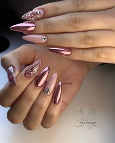 Stone Nail Art Design, Birthday Nails Baddie, Pretty Birthday Nails, Birthday Nail Designs Bling, Pink Almond Nails Design, Spain Nails, Long Oval Nails, Almond Nails Pink, Nail Designs Bling