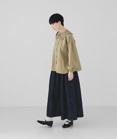 大人の春はレースから始まる【Lintu Laulu】スカラップレース襟コットンブラウス | ナチュラル服や雑貨のファッション通販サイト　ナチュラン Cardigan 2023, Uniqlo Style, Outfit Reference, 2024 Style, Muslimah Fashion Outfits, Muslimah Fashion, Womens Casual Outfits, Outfit Idea, Fashion Pants