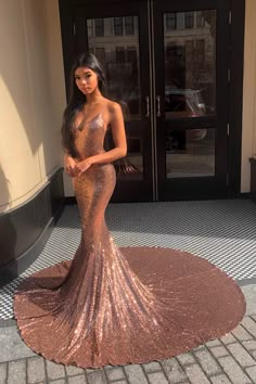 Yassmine Luxe - Bronze Summer Ball Gown, Rose Gold Prom Dresses, Rose Gold Prom Dress, Prom 2023, Junior Prom, Trendy Prom Dresses, Gold Prom Dresses, Mermaid Prom Dress