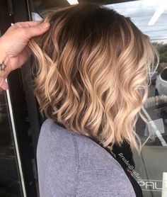 Long Angled Bob Haircuts, Long Angled Bob Hairstyles, Angled Lob, Long Angled Bob, Lob Haircuts, Angled Bob Haircuts, Angled Bob Hairstyles, Angled Bob