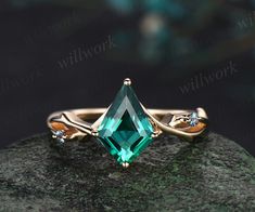 - Metal: Solid gold(10K/14K/18K white/yellow/rose gold),925 sterling silver,platinum available- Main Stone: 7x10mm kite cut lab emerald.- Accent Stone: lab alexandrites.- Wedding Band Stone: lab alexandrites.- Band Width: 1.4mm- Can be personalized: Yes Emerald Engagement Ring Vintage, Green Emerald Engagement Ring, Trillion Earrings, Emerald Engagement Ring Green, Vintage Emerald Engagement Ring, Branch Ring, Engagement Ring Vintage, Alexandrite Ring, Bridal Ring Sets